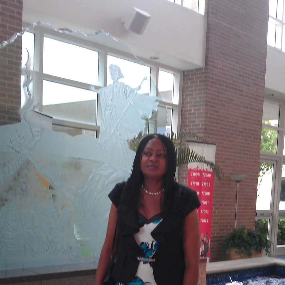 Meet your Posher, Ifeoma